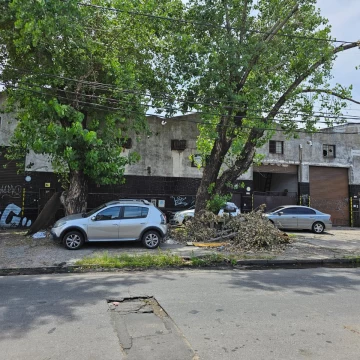 Galpón en  Venta en San Martin 1100 m2