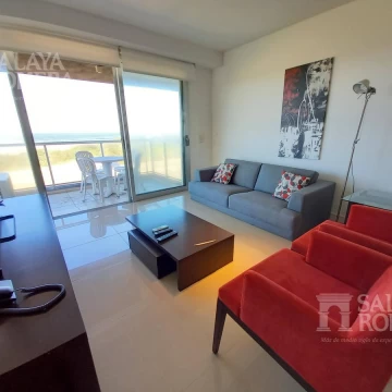 Departamento Tres Dormitorios Playa Brava Punta del Este.