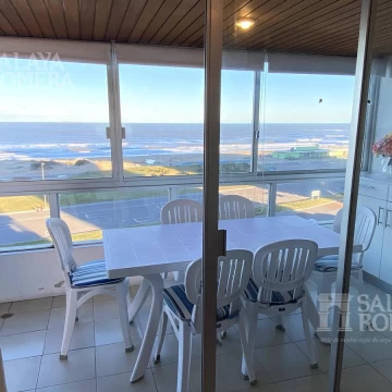 VENTA:   3 DORMITORIOS PRIMERA LINEA BRAVA PUNTA DEL ESTE