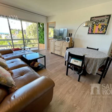 VENTA: 2 DORMITORIOS AIDY GRILL PUNTA DEL ESTE