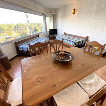 VENTA: APARTAMENTO 2 DORMITORIOS PUNTA DEL ESTE REF:3904977