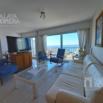 Venta- Departamento- 3 dormitorios-3 baños- Ref:3964325