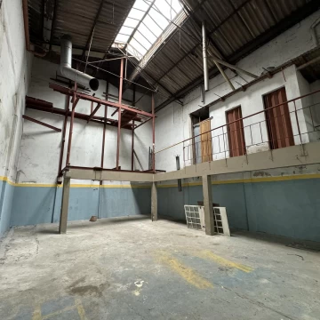 Depósito Villa Soldati 250 m2 - Alquiler o Venta