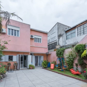 VENDIDA Venta de Casa en lote propio de 6 ambientes en Villa Luro