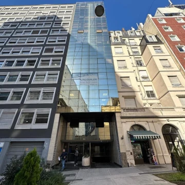 Oficina en venta con renta 4% anual - Retiro - 200m2