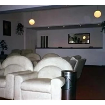 Hotel 40 hab. 2*