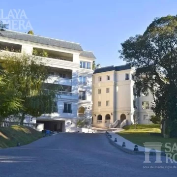 Espectacular Departamento de 4 Ambientes en Acassuso -