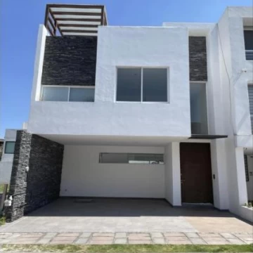 CASA EN VENTA EN ARBORETO RESIDENCIAL 