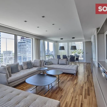 Venta Torre con Renta Quantum Palermo Chico-  Piso alto - Imponente 4 amb con dependencia