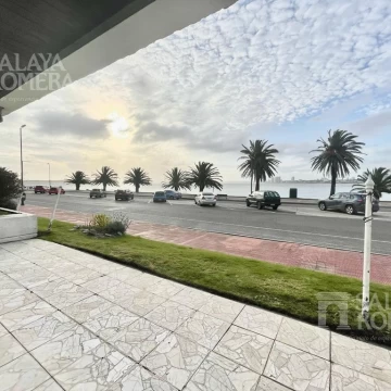 Venta Departamento - 3 dormitorios 2 baños   Servicio - Puerto Punta Del Este - REF:4569421