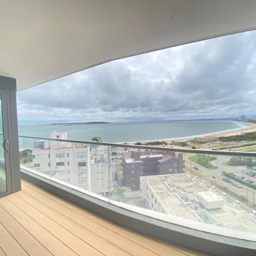VENTA:  3 DORMITORIOS EN SUITE ZONA ENJOY PUNTA DEL ESTE