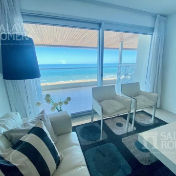 VENTA: 3 DORMITORIOS   3 BAÑOS GRAN TERRAZA PLAYA BRAVA PUNTA DEL ESTE