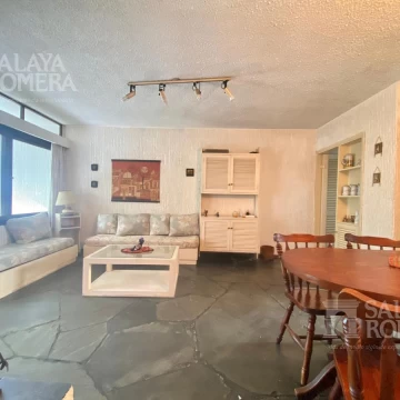Venta, 2dorm, 2 baños, piscina, PUNTA DEL ESTE  SAP4781254