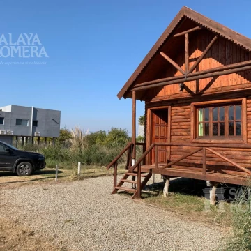 Venta Solar con casa de madera en Santa Monica SLA4803234