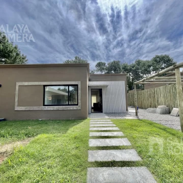 Venta Casas 3 dormitorios - Bosque del mar - Parque Burnett - Maldonado - SHO4943736