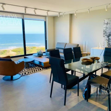 VENTA: 3 SUITES PRIMERA LINEA PLAYA MANSA PUNTA DEL ESTE