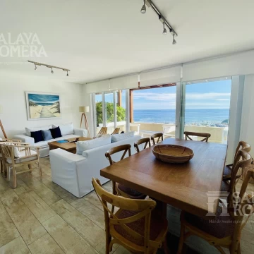 VENTA - Departamento de 4 dormitorios y tres baños en Palcos de La Posta Punta del Este SAP5773916