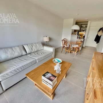 ALQUILER TEMPORAL:  DORMITORIO Y MEDIO VIEW PUNTA DEL ESTE