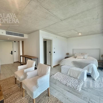 Venta- Surfside - Loft  , Playa Brava , Punta del Este SAP6036526