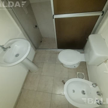 1716217572.jpg