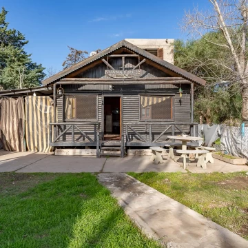 VENTA/FINANCIACION - Casa interna - Jardín con pileta - Andino