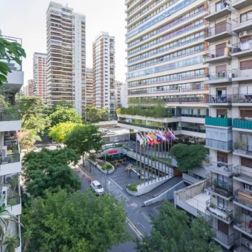 Venta - 4 ambientes con  cochera   - Belgrano