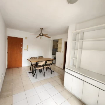 Alquiler Departamento Rosario 1 Dormitorio Centro Moreno y Urquiza Balcón al frente