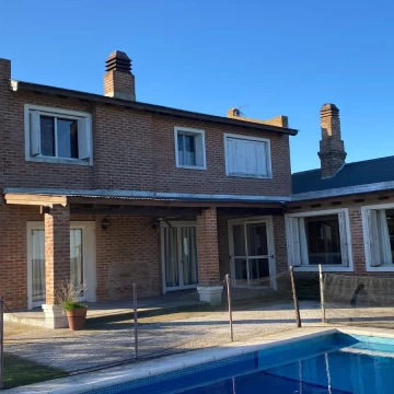 Venta de casa con parque en Matamora . Colonia