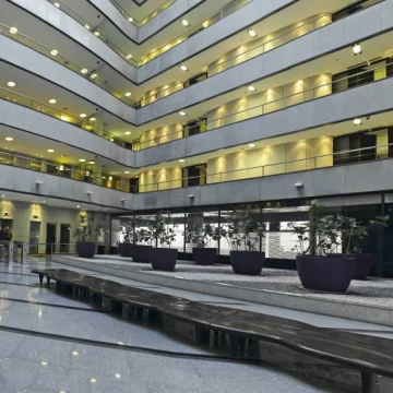 Oficina en alquiler - Puerto Madero - 1800 m2 - 18 cocheras.