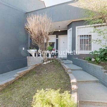 Venta ph 4 amb con gran parque en  Palomar.