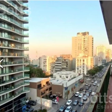 Departamento en Vicente López.  Vista al rio, 3 ambientes con baulera.