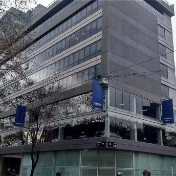 Oficina en alquiler - San Telmo - 480 m2 6 Cocheras