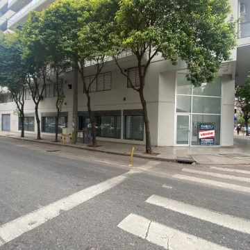 ESQUINA Urquiza y Ov Lagos - Imponente Local - Ideal Concesionarias