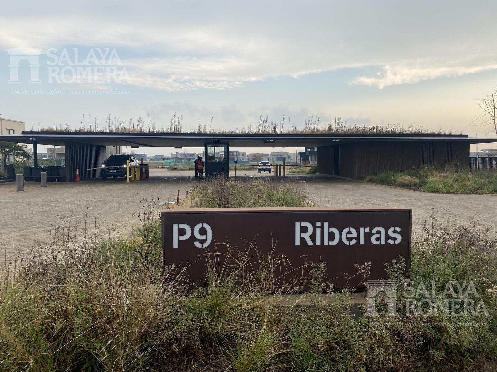 Ingreso al barrio