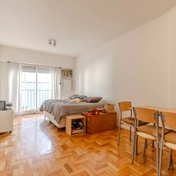 VENDIDA Venta de Mono ambiente en Caballito.