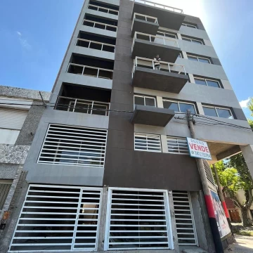 VENTA Local en  PB de EDIFICIO  BARRIO PARQUE