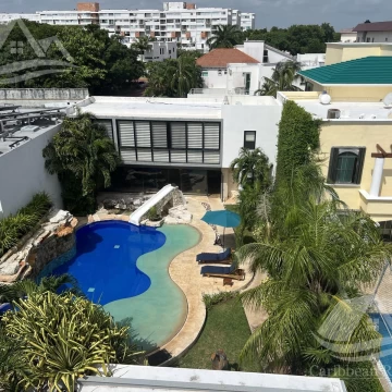 Casa en Venta en Cancun Sm 16