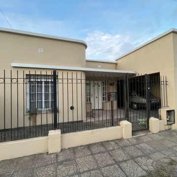 CASA Alberti 580