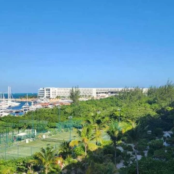 Penthouse con vista al mar residencial La Amada