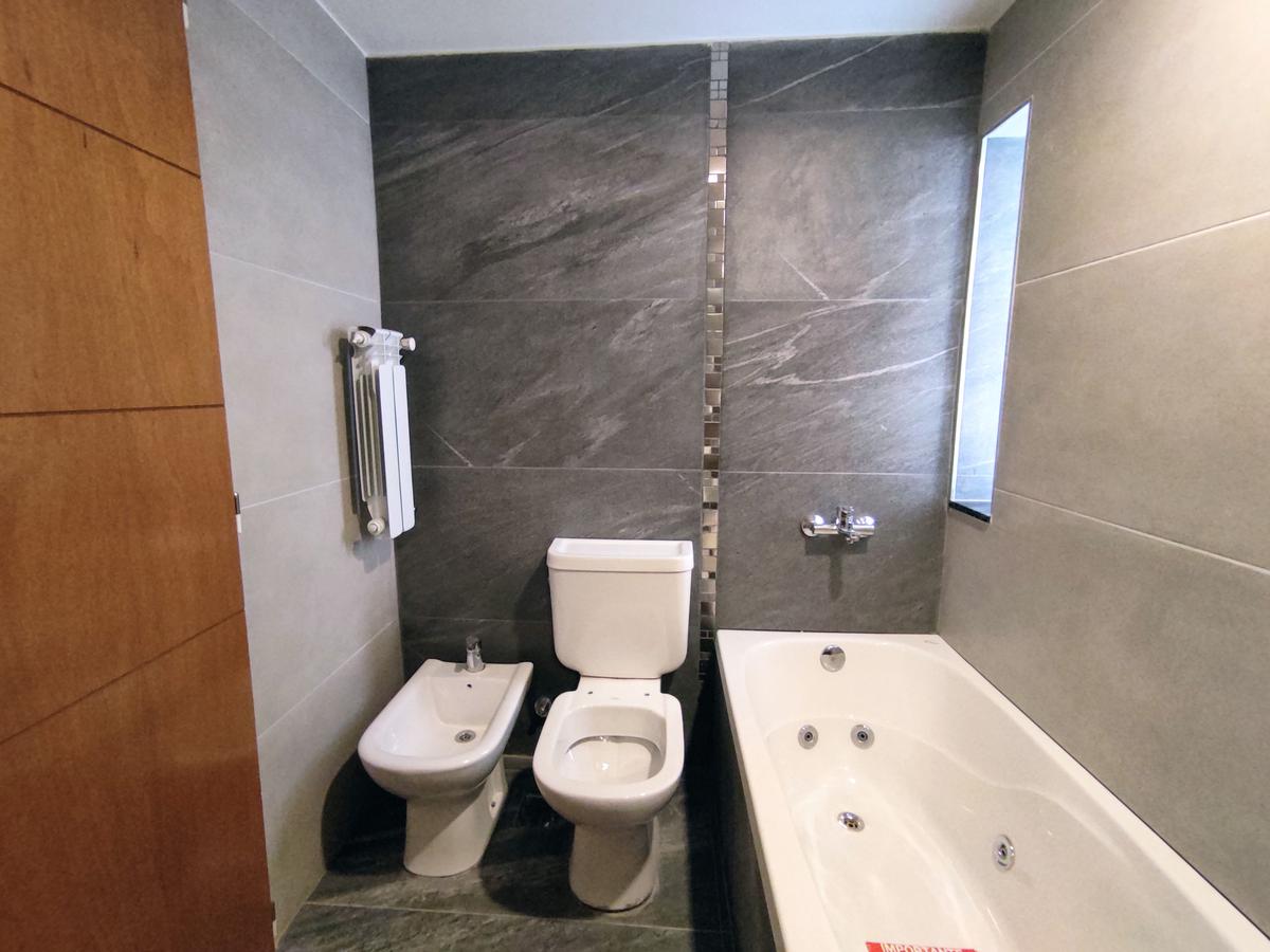 Departamento de 2 dormitorios en venta en Rosario