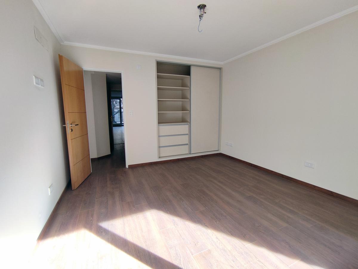 Departamento de 2 dormitorios en venta en Rosario