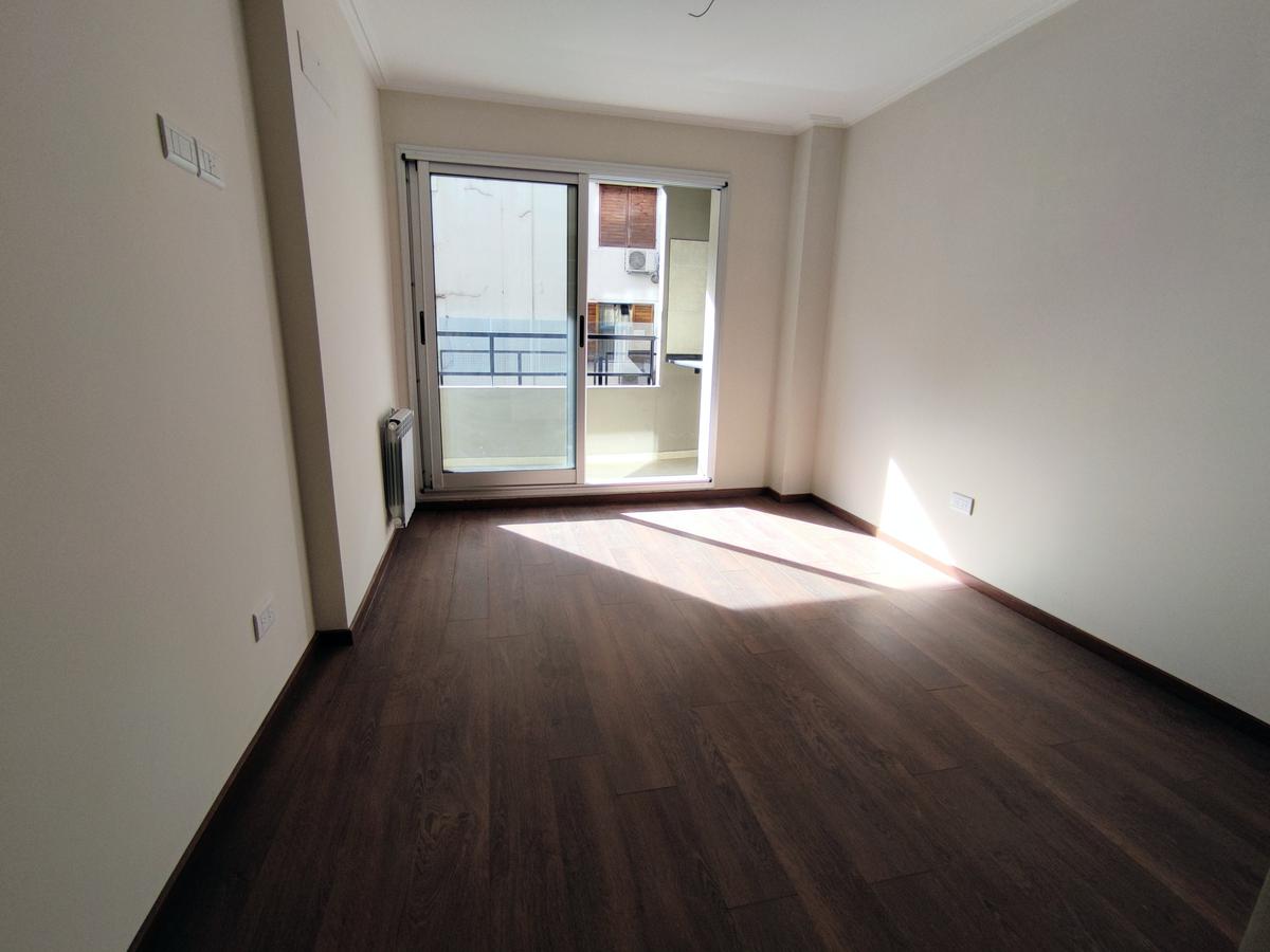 Departamento de 2 dormitorios en venta en Rosario