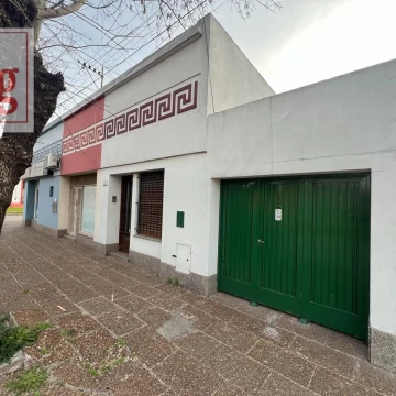 CASA DUPLEX Alvear 991