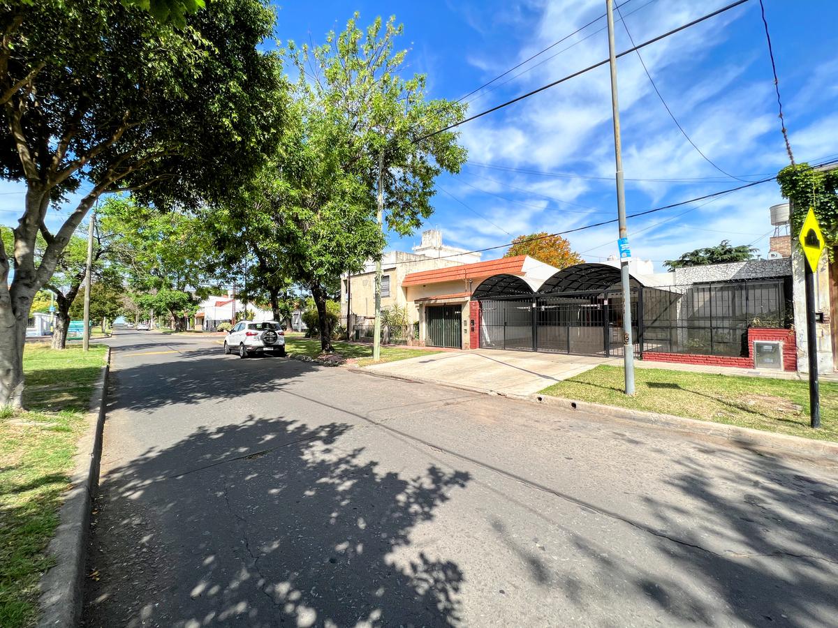 Casa de 4 dormitorios en venta en Rosario