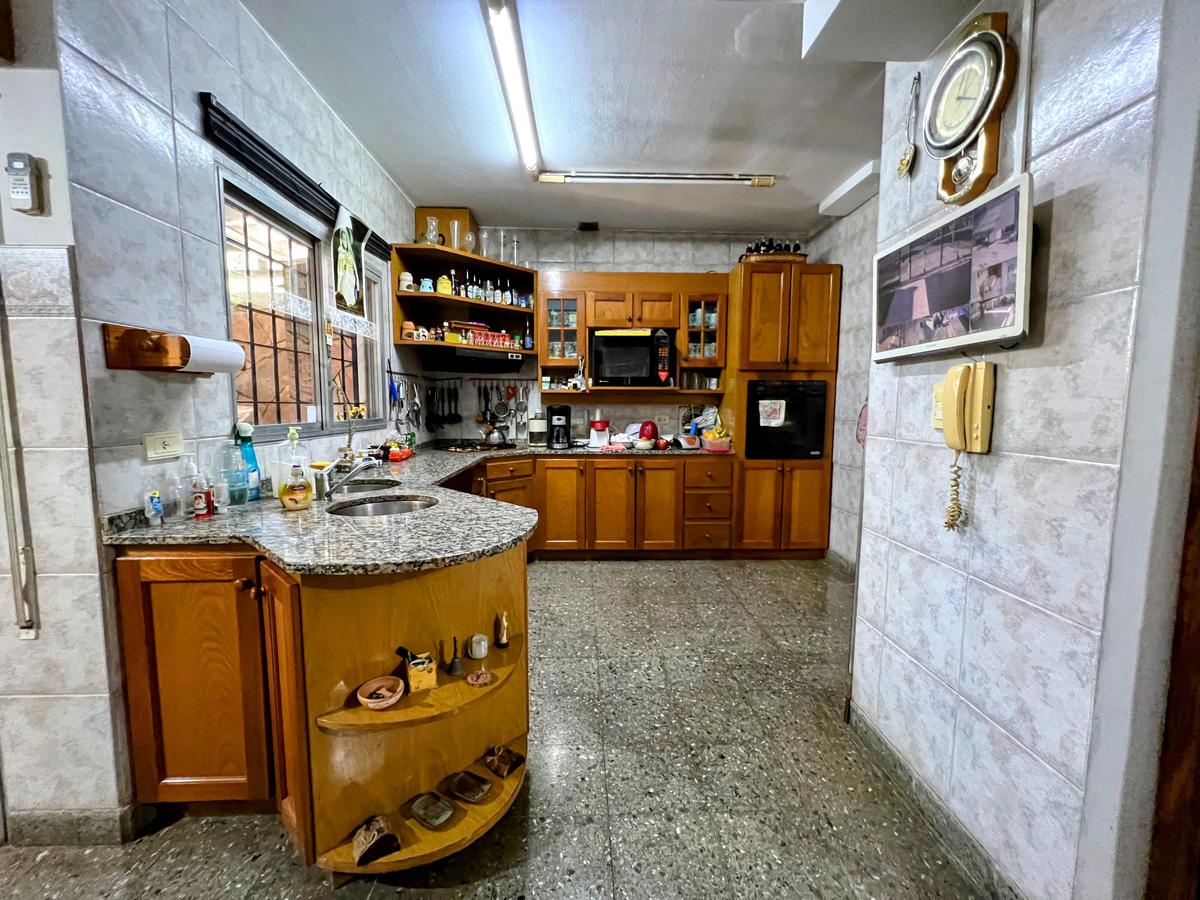 Casa de 4 dormitorios en venta en Rosario