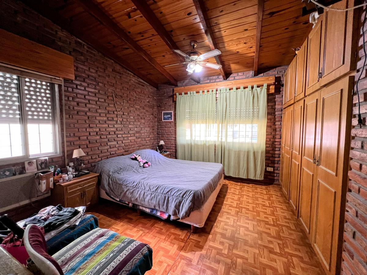 Casa de 4 dormitorios en venta en Rosario