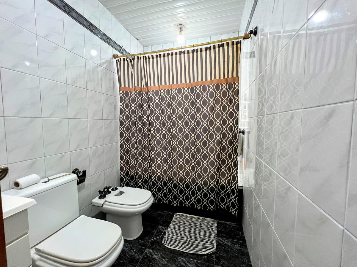 Casa de 4 dormitorios en venta en Rosario