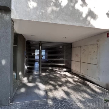 Italia 2000 - Cochera en venta - Rosario Abasto
