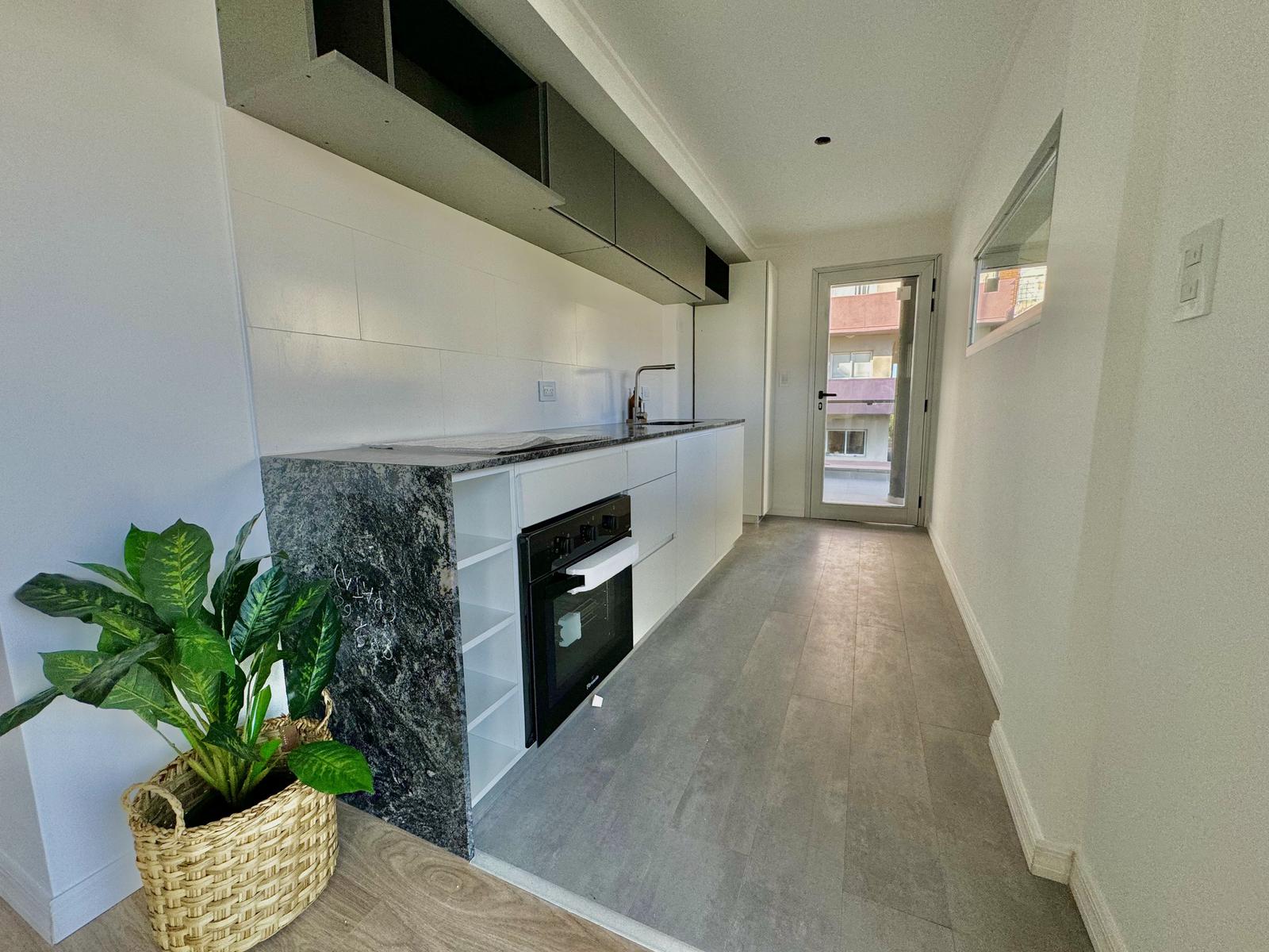 Departamento de dos dormitorios en venta- Rosario.