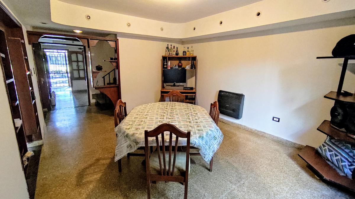 Casa en venta de 4 dormitorios Rosario